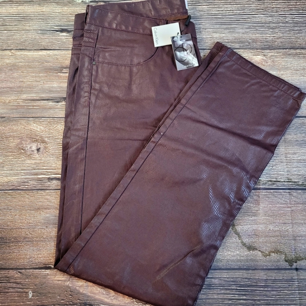 NWT Mens Maroon Waxed Denim Jeans 36x32 Calvin Klein Body Super Nice Jeans!